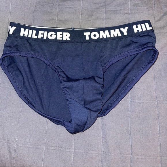 Blue S Tommy Hilfiger briefs - Picture 3 of 6